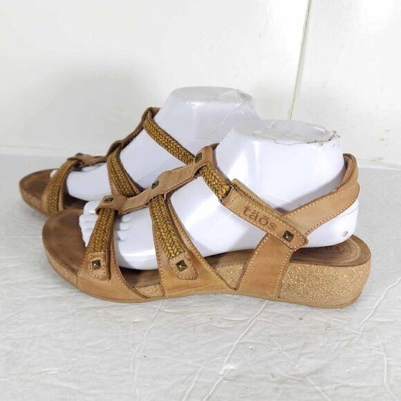 Taos Women’s Eleanor US9-9,5 Camel Leather Banded Wedge Strappy Sandals - Picture 2 of 13